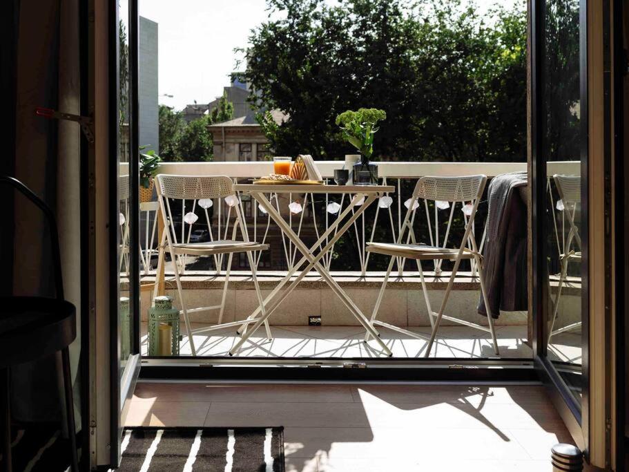 Bright 2Br Apartment - Top Location - City Balcony Bucareste Exterior foto