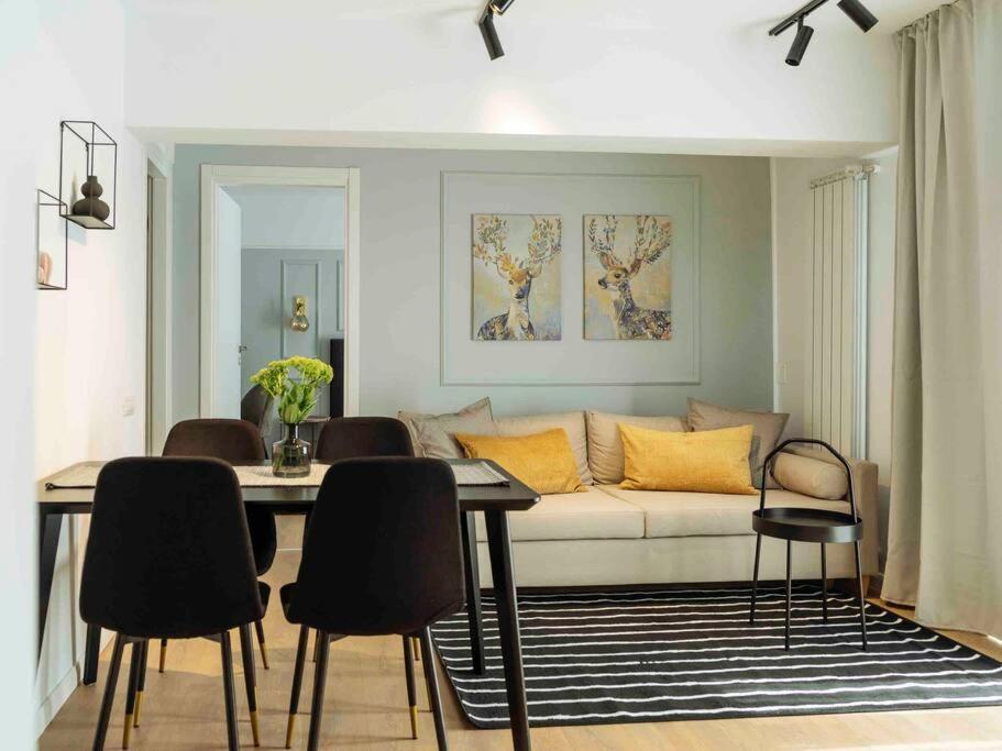 Bright 2Br Apartment - Top Location - City Balcony Bucareste Exterior foto