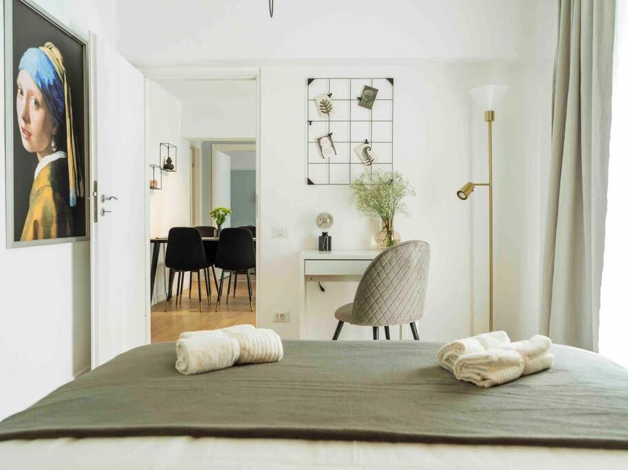 Bright 2Br Apartment - Top Location - City Balcony Bucareste Exterior foto
